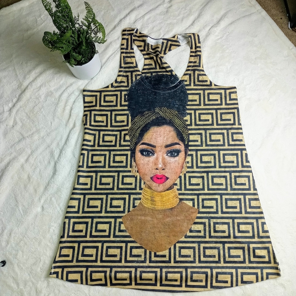 Black queen racerback